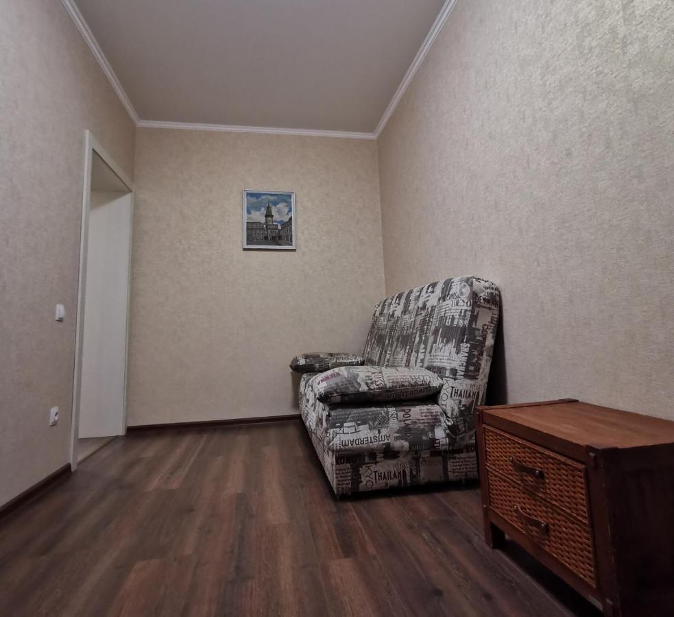 Chernigov City Apartments Na Peremohy ภายนอก รูปภาพ